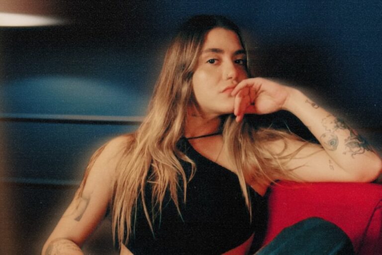 Cynthia Luz mergulha no pop reggae e revisita clássicos com o projeto “Duo”