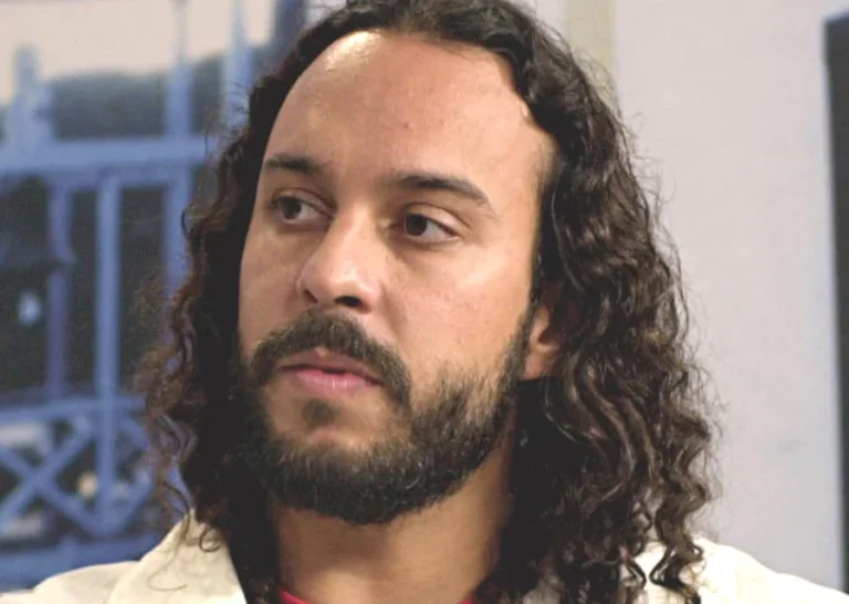 Gabriel O Pensador e Mano Brown lançam parceria inédita Gabriel O Pensador